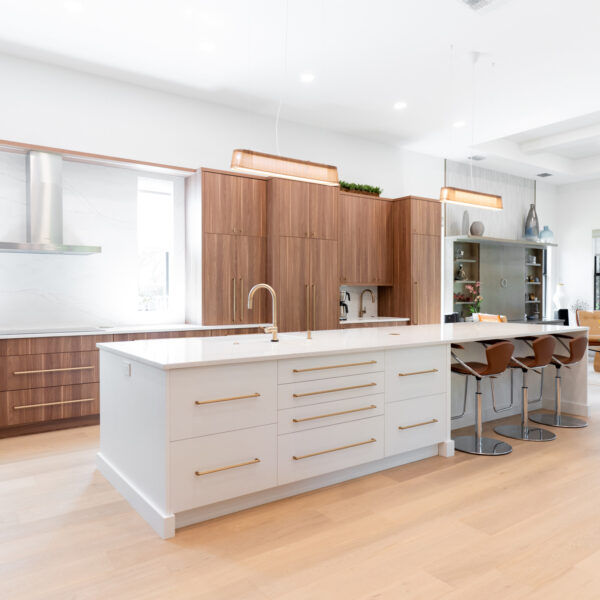 Slick And Chic Kitchen - Image 2