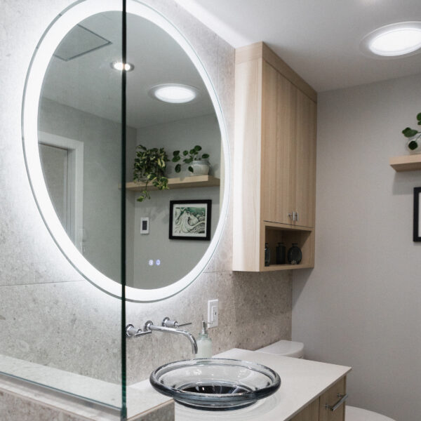 Bungalow Buckingham Bathroom in Sand Lyon Ash TFL