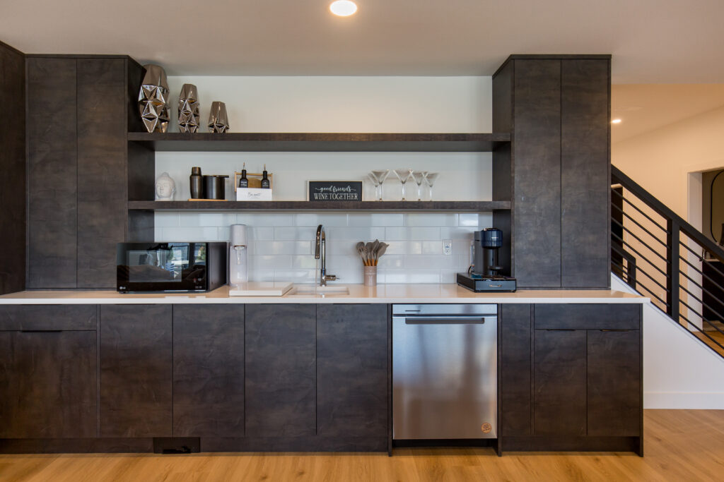 Zonavita kitchen/bar station in Metal Slate Black Gold material