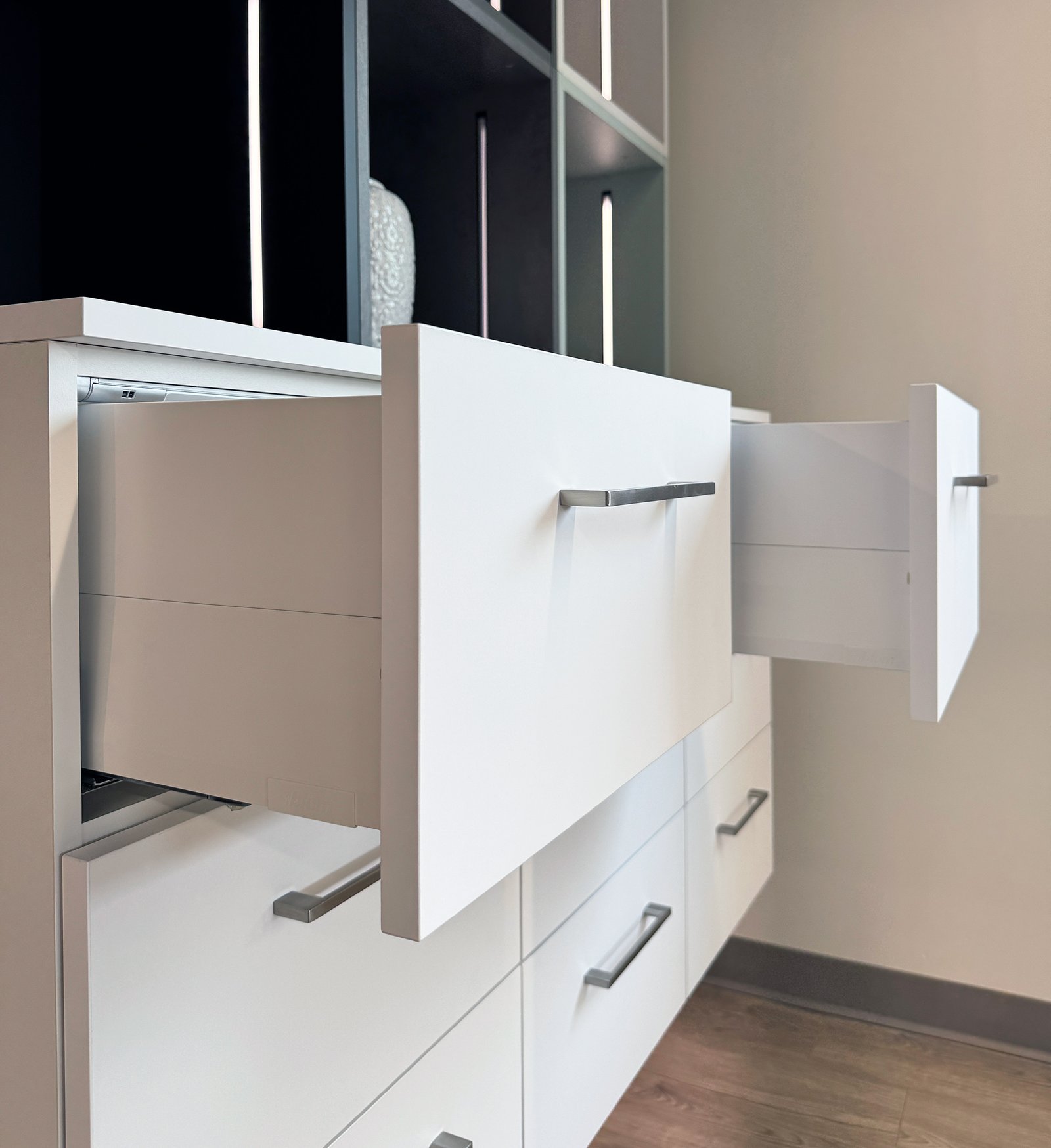 Zonavita drawers