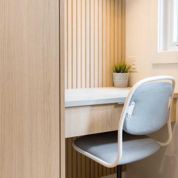 Vicenza Oak Office Space