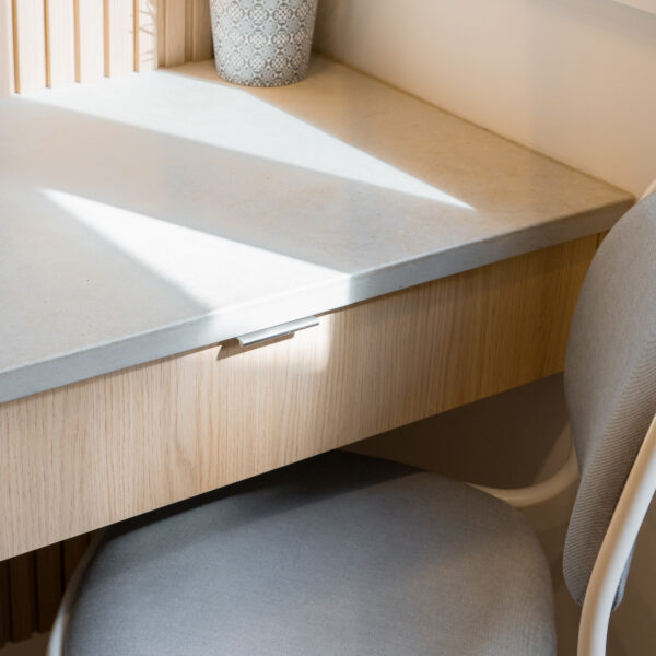 Vicenza Oak Office Space