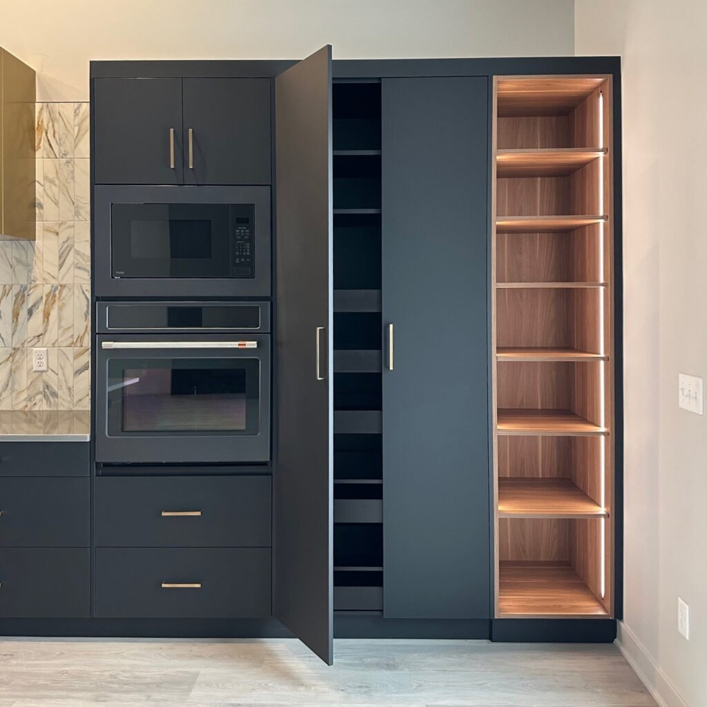 Zonavita Kitchen in Light Tennessee Walnut material