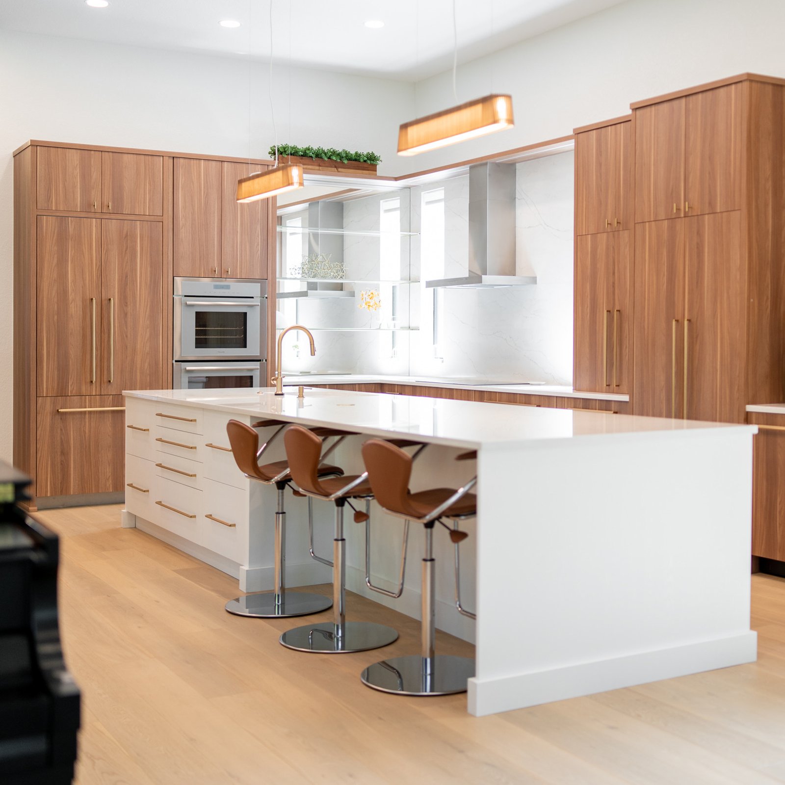 Kitchen in Premium White TFL Material