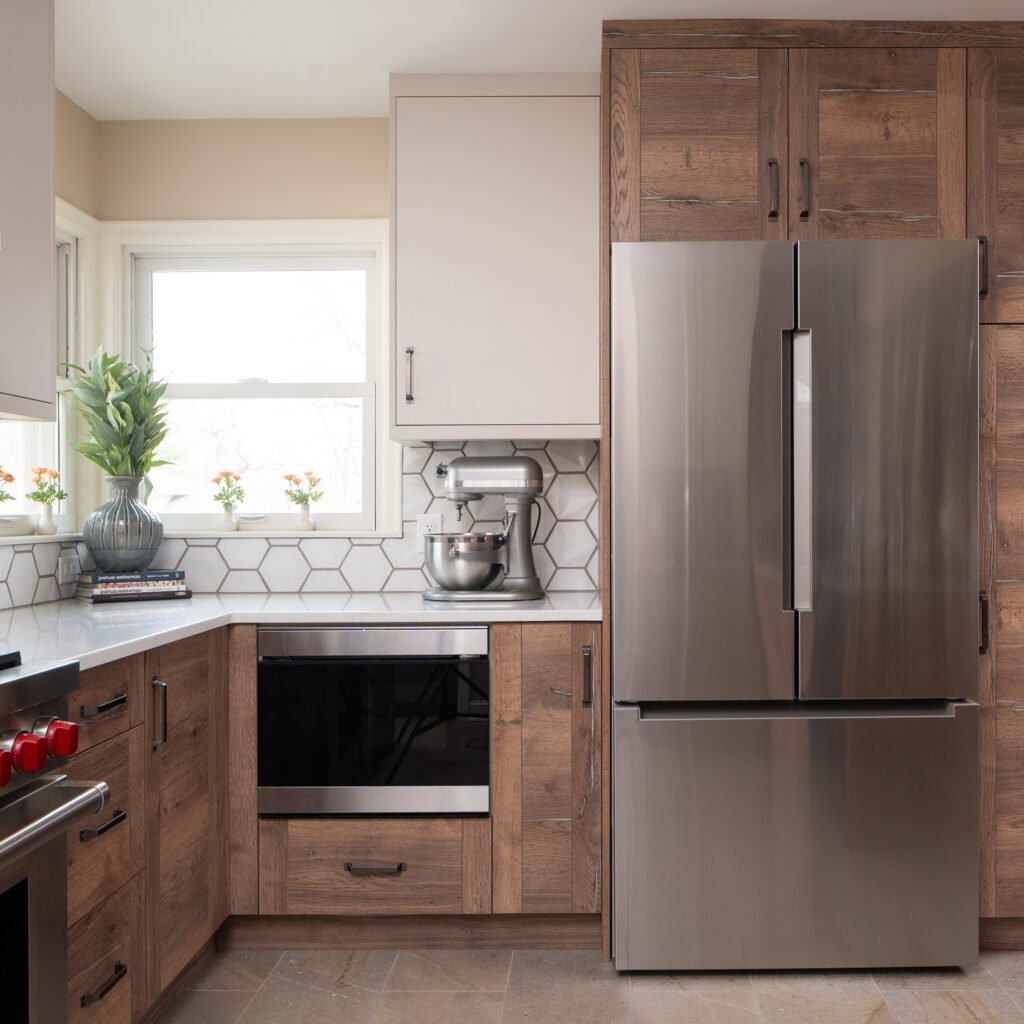 Modern Industrial Kitchen in Willow Grey, Pewter Halifax Oak Melamines